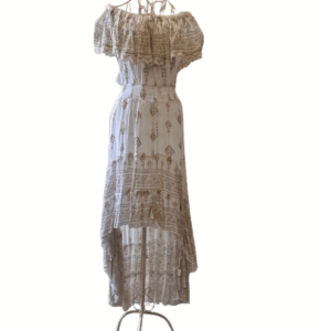 VESTIDO BLANCO BARDOT BAJO IRREGULAR