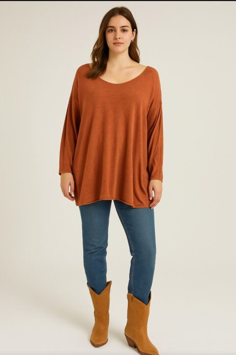 JERSEY FINO COLOR TEJA, ESCOTE DE PICO.