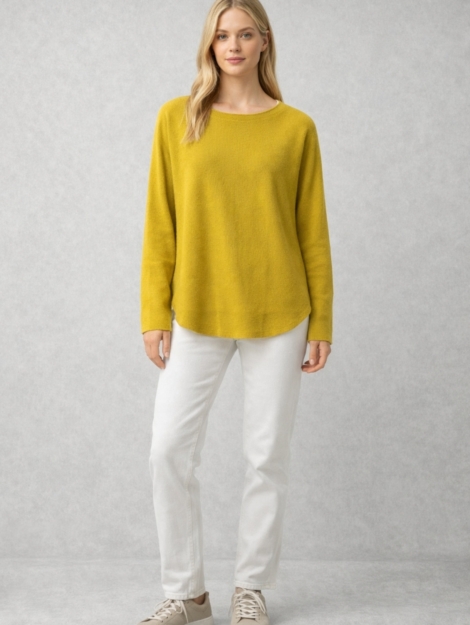 JERSEY FINO COLOR MOSTAZA, CUELLO DE PICO. TALLA ÚNICA