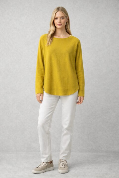 JERSEY FINO COLOR MOSTAZA, CUELLO DE PICO. TALLA ÚNICA